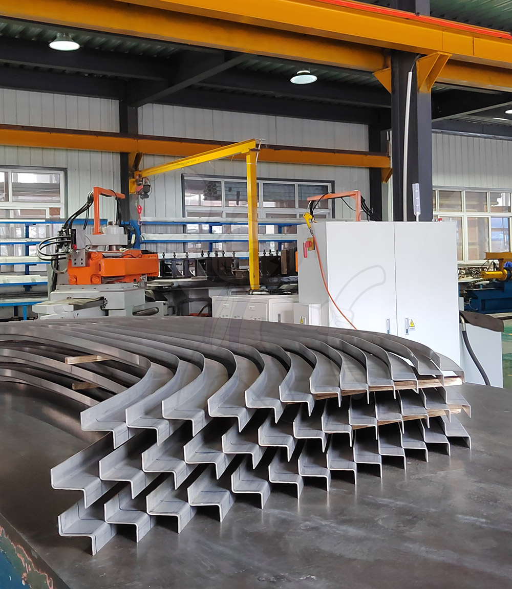 High speed railway carriage roof curved beam (stainless steel)