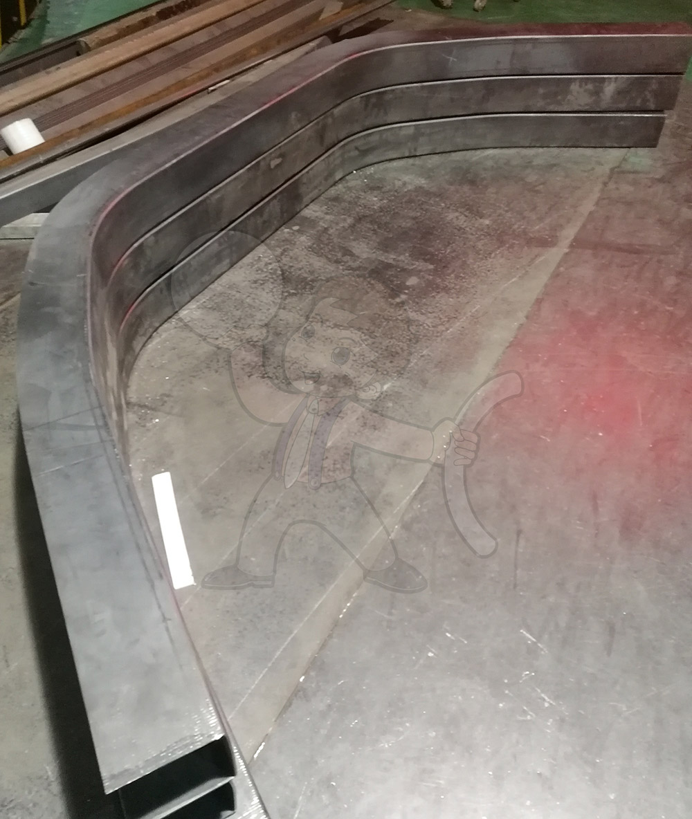 Ordinary bus roof curved beam (iron)
