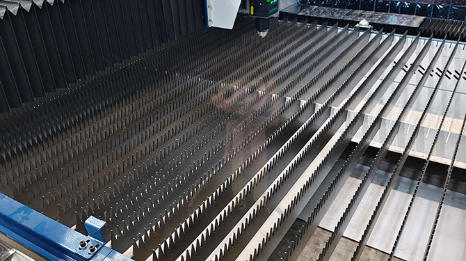Deep integration of intelligence and automation in industrial bending: Technical innovation to improve production efficiency and product accuracy