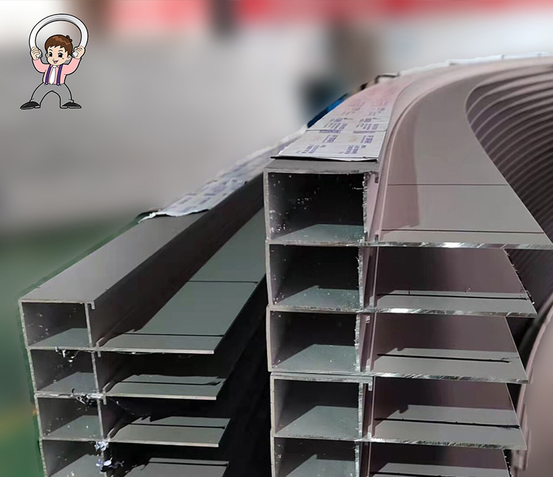 Aluminum alloy decorative strip