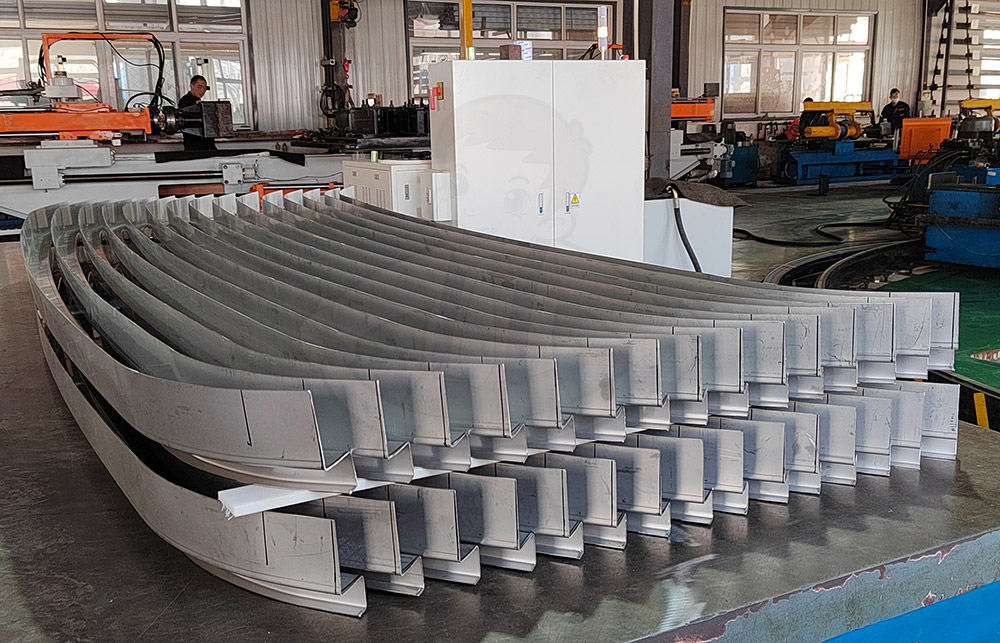 High speed railway carriage roof curved beam (stainless steel)